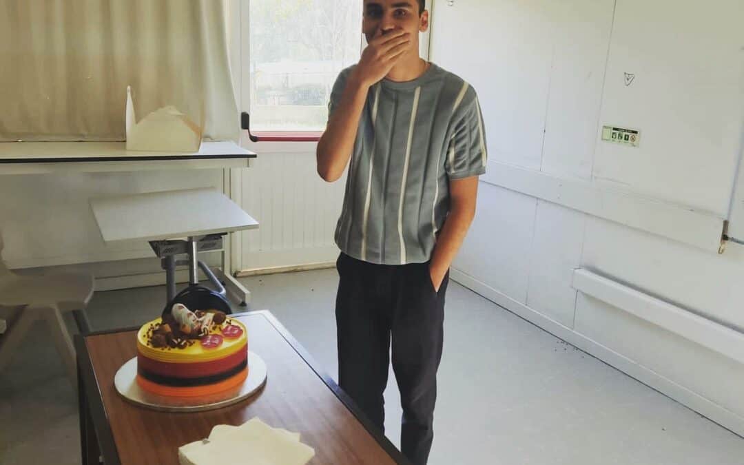 Bem-Vindo de volta a casa Alex!